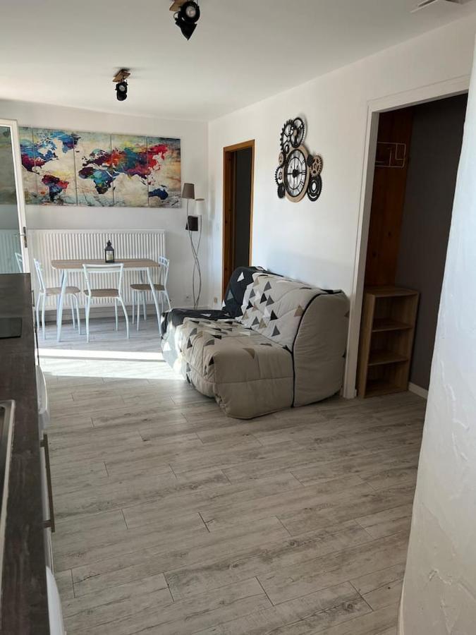 Charmant Appartement Calme Et Lumineux Chateauvieux  エクステリア 写真