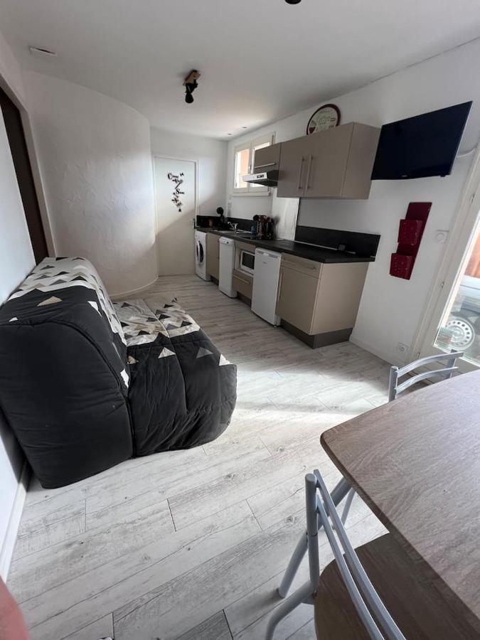 Charmant Appartement Calme Et Lumineux Chateauvieux  エクステリア 写真